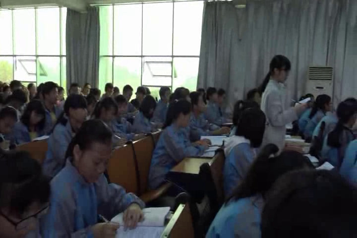译林版英语模块一《Grammar and usage(1)：Preposition+which and preposition+whom》湖南罗老师-市一等奖