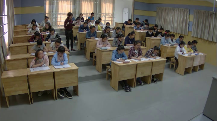 译林版英语模块四《Task(2)：Writing a proposal：Skills building 3》江苏孙老师-市一等奖