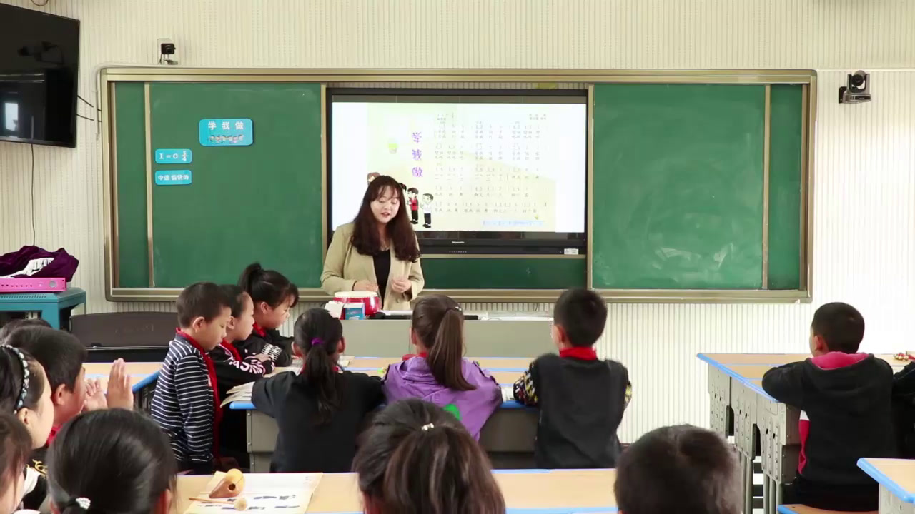 人教版音乐四下《音乐实践》湖北伍老师-县级优课