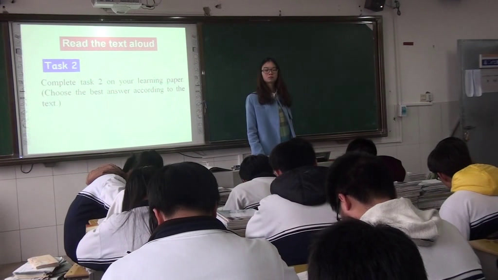 译林版英语模块六《Reading(1)：Cultural differences》湖南陈老师-省一等奖