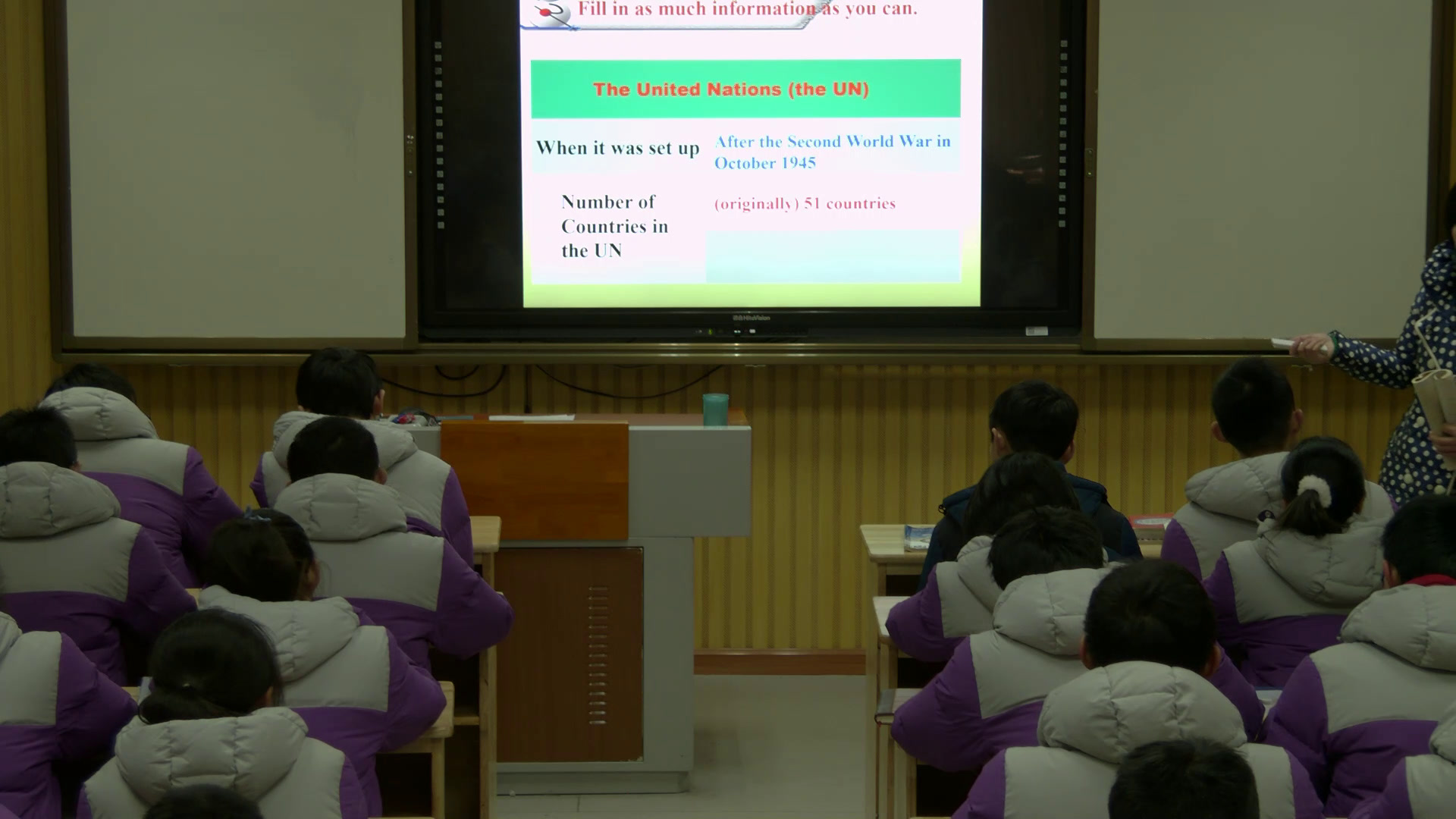 译林版英语模块六《Reading(1)：The UN—bringing everyone closer together》江苏穆老师-市一等奖