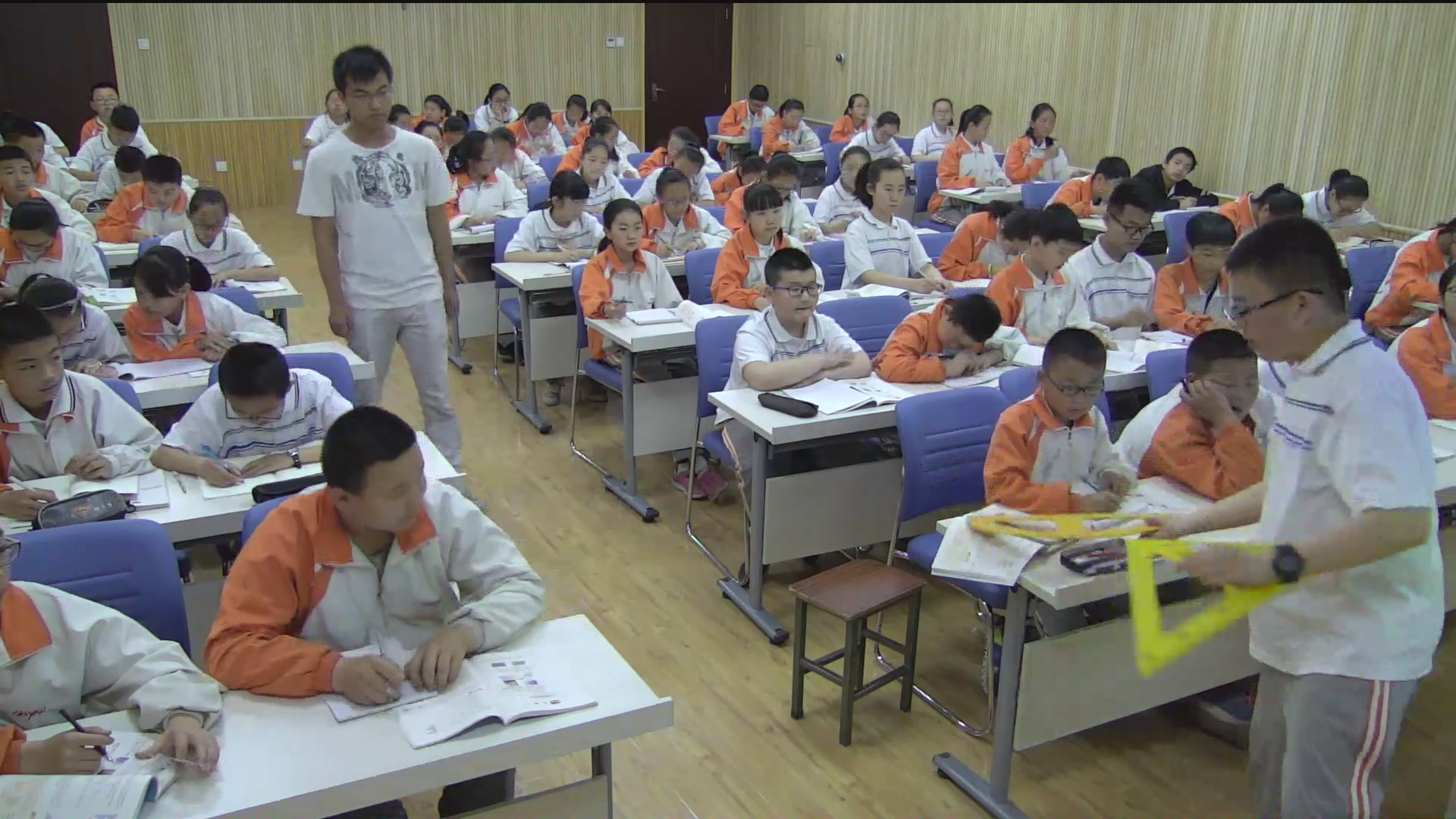 华东师大版数学七下《图形的平移》山西李老师-市一等奖