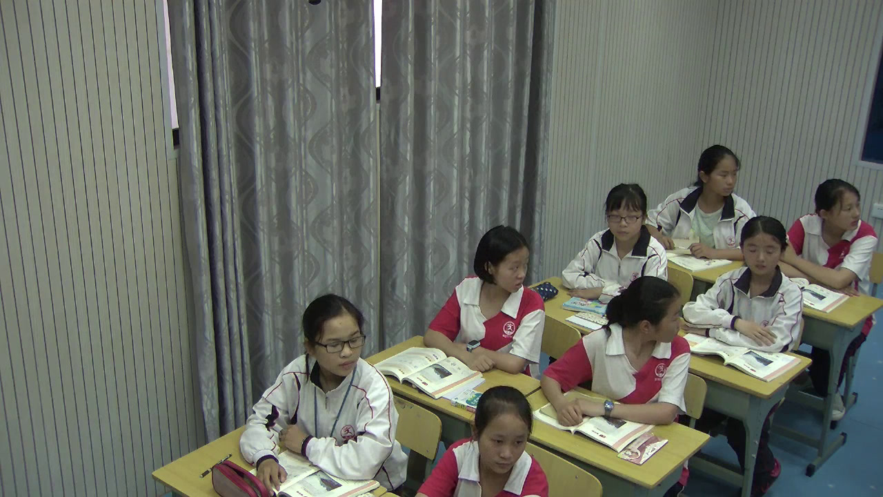 华东师大版数学七下《生活中的轴对称》湖南刘老师-省一等奖