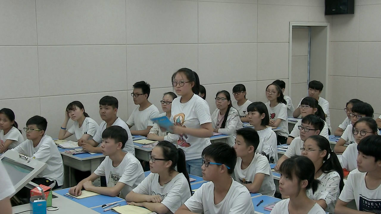 华东师大版数学八下《一次函数的性质》河南李老师-市一等奖