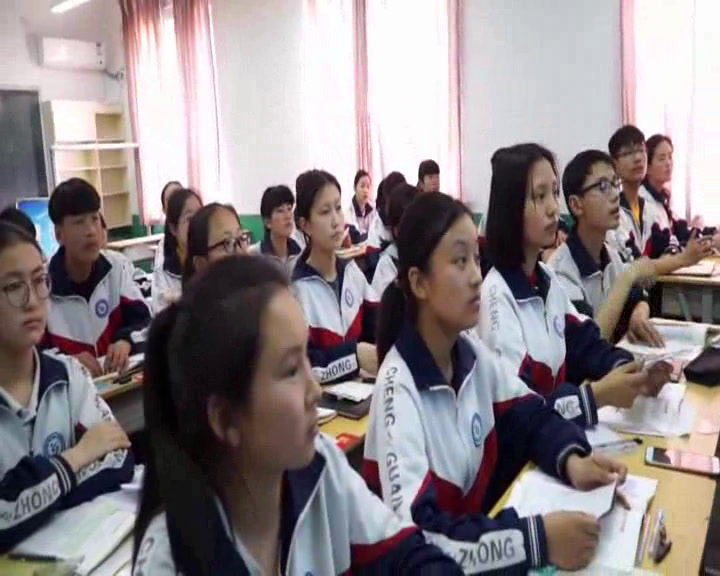 华东师大版数学九下《27.4正多边形与圆》河南金老师-省一等奖
