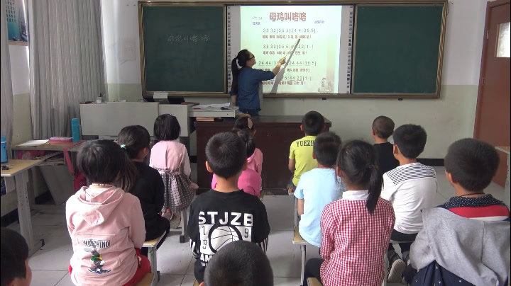 湘文艺版音乐一下《（歌表演）母鸡叫咯咯》山西杜老师-市一等奖