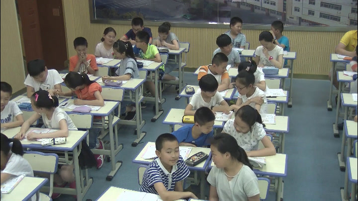 教科版科学五下《地球在公转吗》安徽刘老师-市一等奖