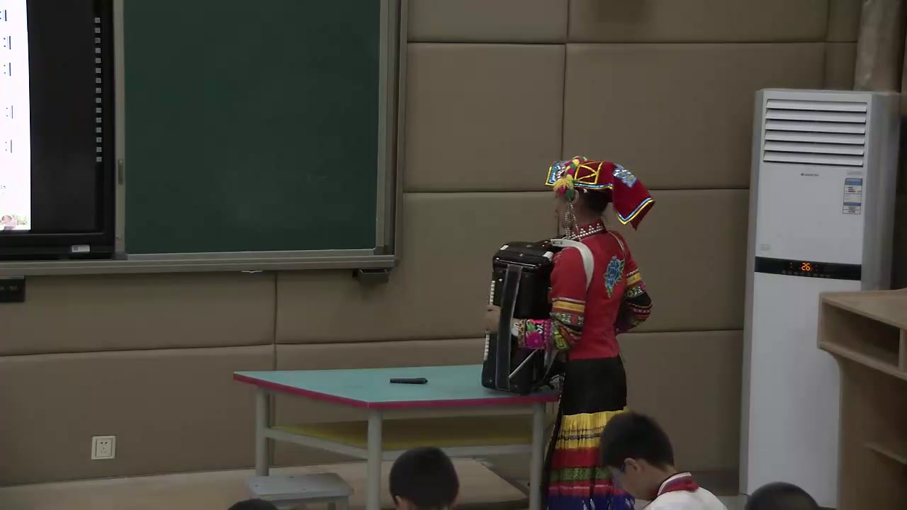 湘文艺版音乐四下《（演唱）太阳出来啦》云南尤老师-市一等奖