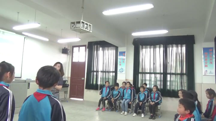 湘文艺版音乐四下《（演唱）土风舞》湖南万老师-省一等奖