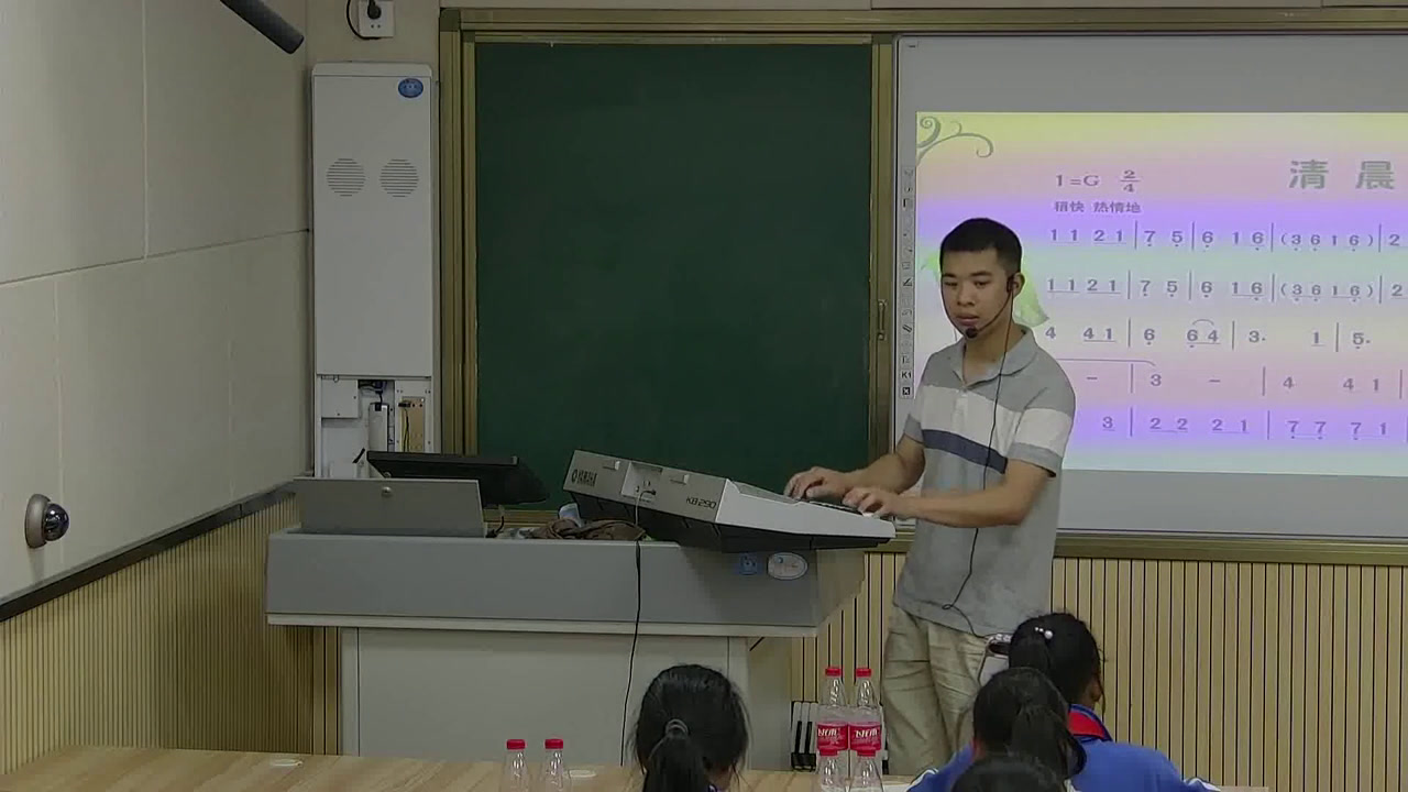 湘文艺版音乐四下《（演唱）清晨》贵州涂老师-市一等奖