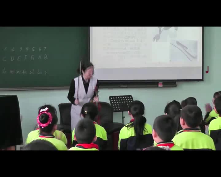 湘文艺版音乐四下《（认识乐器）小提琴》甘肃王老师-县级优课