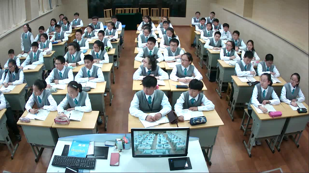 牛津译林版英语七下《Reading 1：A video about Sunshine Town》江苏顾老师-市一等奖