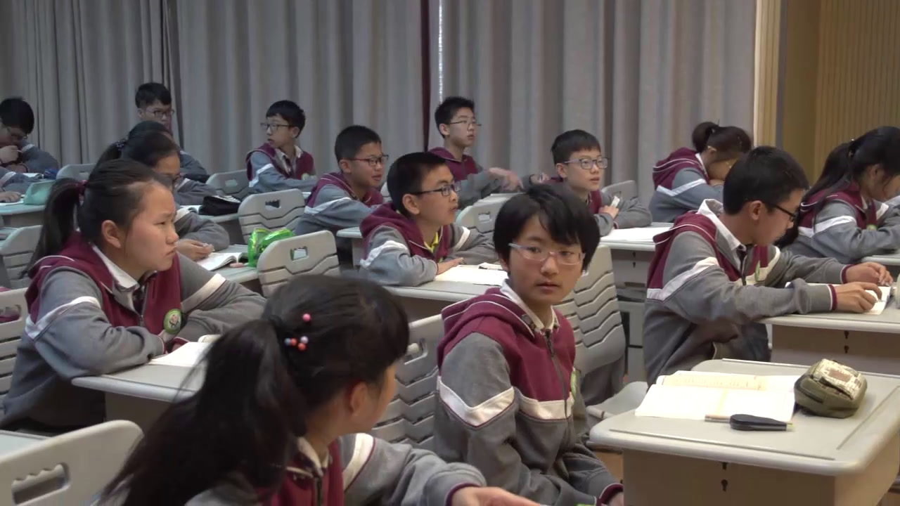 牛津译林版英语七下《Reading 1：A brave young man》江苏李老师-市一等奖