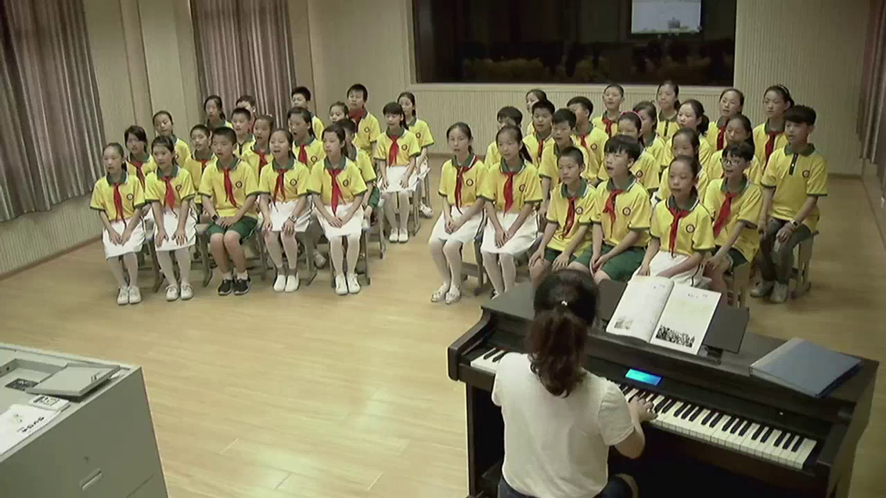 湘文艺版音乐五下《（演唱）卢沟谣》湖北钟老师-市一等奖