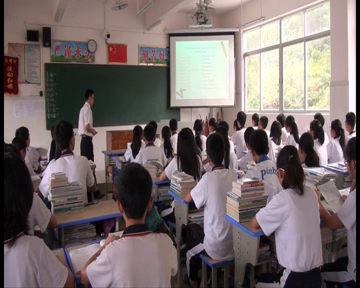 外研版英语八下《Unit 2 It seemed that they were speaking to me in person.》广东俞老师-市一等奖