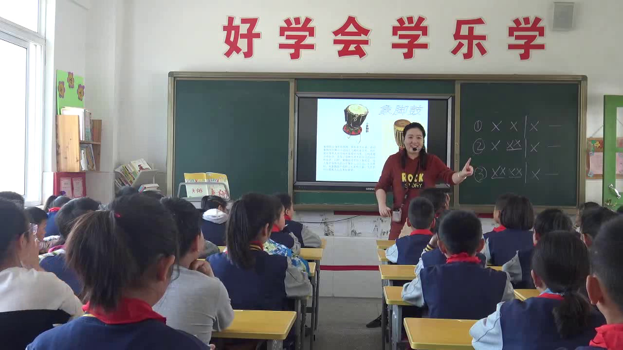 苏少版音乐三下《动歌表演（金孔雀轻轻跳）》江苏薛老师-市一等奖
