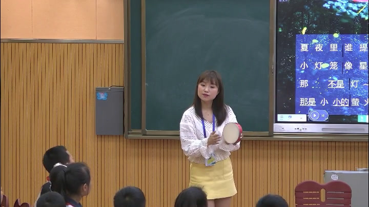 苏少版音乐三下《唱夏夜美丽的黄昏》贵州万老师-市一等奖