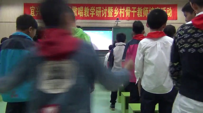 苏少版音乐四下《唱月亮钩钩好月亮，你走得这样静悄悄》江苏莫老师-县级优课
