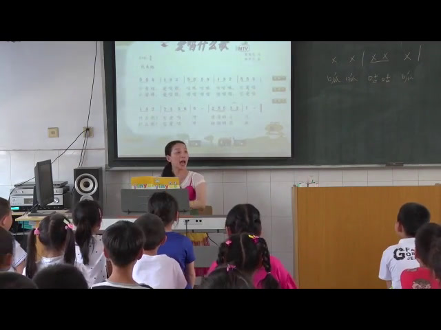 苏少版音乐四下《唱五月的夜晚我们的田野》江苏陈老师-市一等奖
