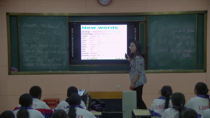 冀教版英语八下《Lesson 19 How Do You Use the Internet》西藏次老师-市一等奖