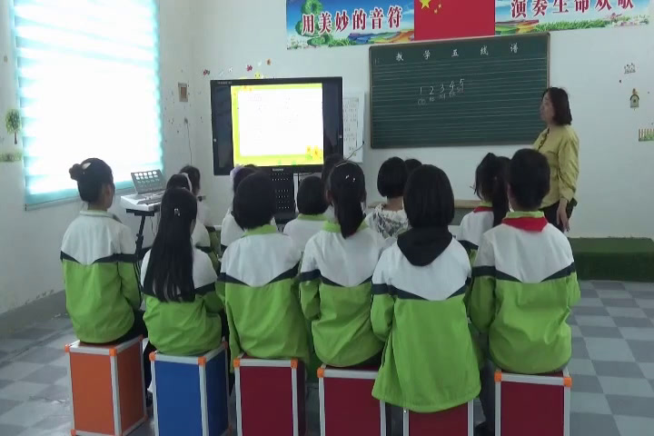 花城粤教版音乐四下《歌曲《让我们荡起双桨》》安徽刘老师-县级优课