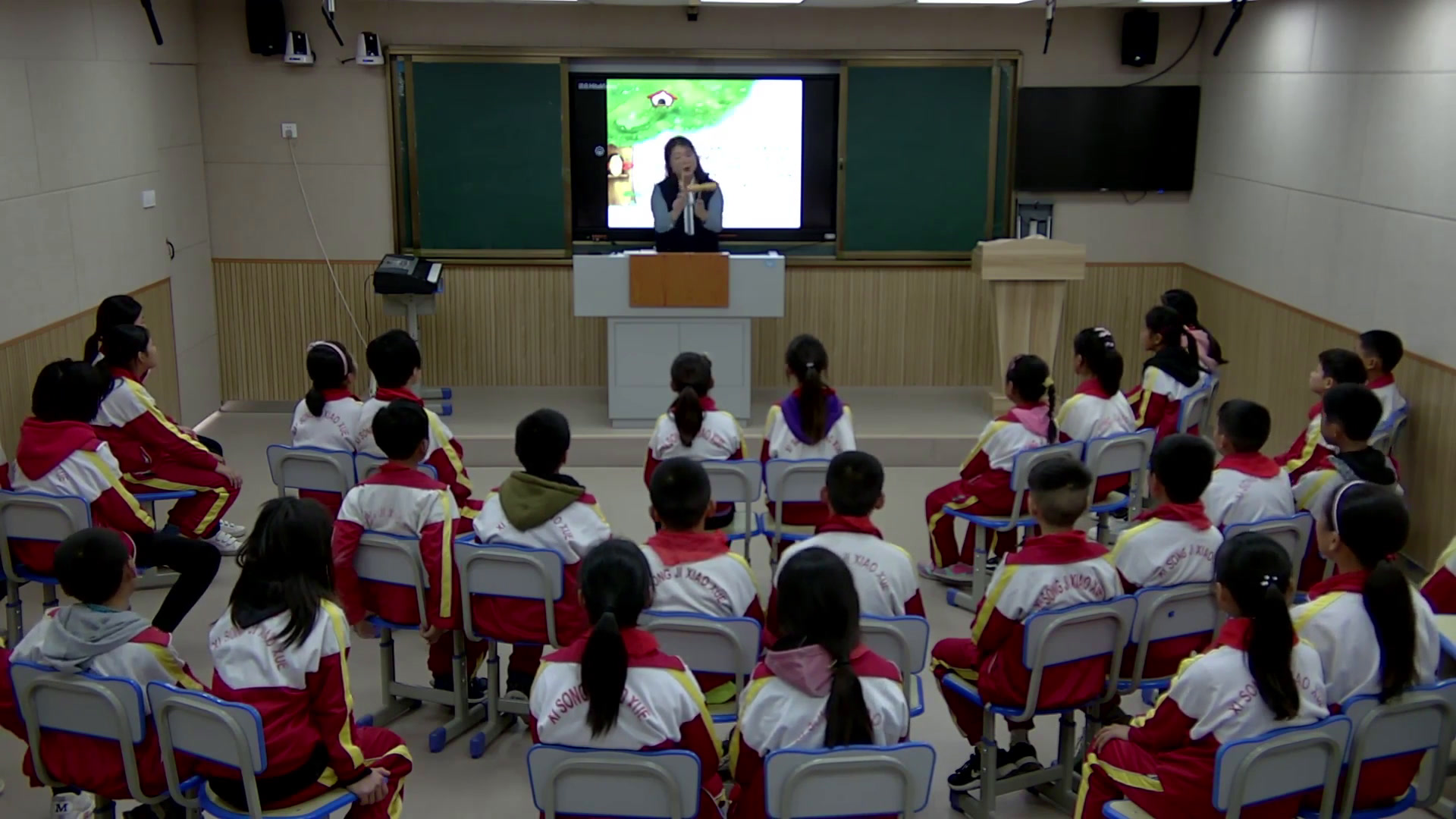 苏少版音乐五下《动综合表演（一只鸟仔）律动（斑鸠调）》江苏崔老师-县级优课