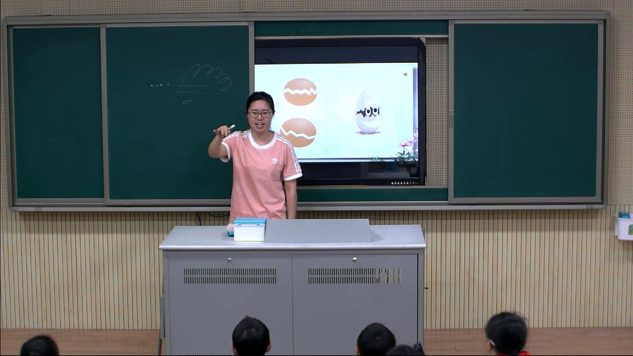 苏少版音乐五下《听百鸟朝凤一只鸟仔未孵化的鸟雏的舞蹈》江苏老师-县级优课