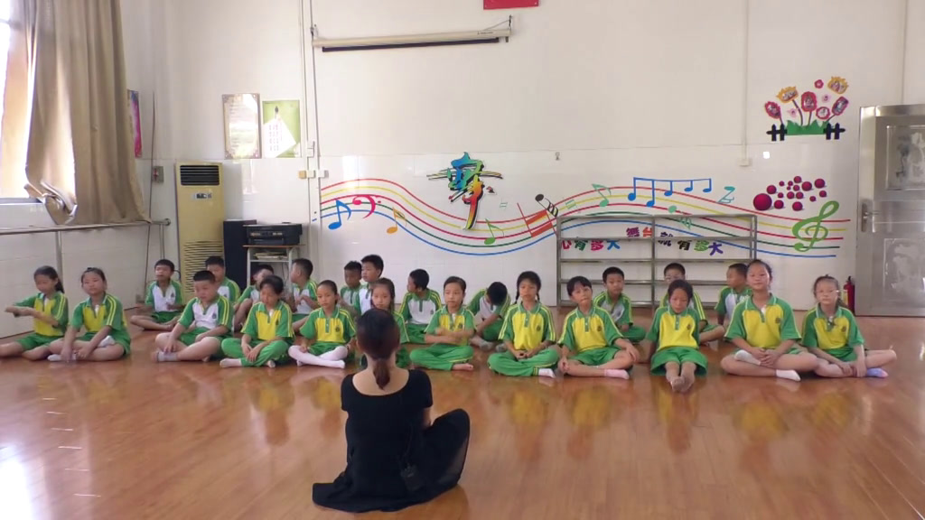花城粤教版音乐三下《小小音乐剧《木桶有个洞》》广东李老师-市一等奖
