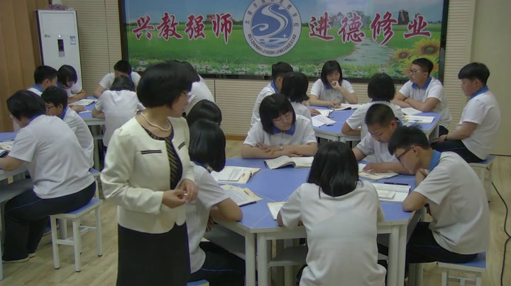 语文2011课标版八下《综合性学习从古诗看古代文人如何表达志向与情怀》辽宁于老师-市一等奖
