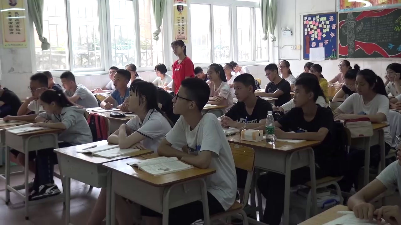 语文2011课标版八下《朝天子咏喇叭》广西卫老师-