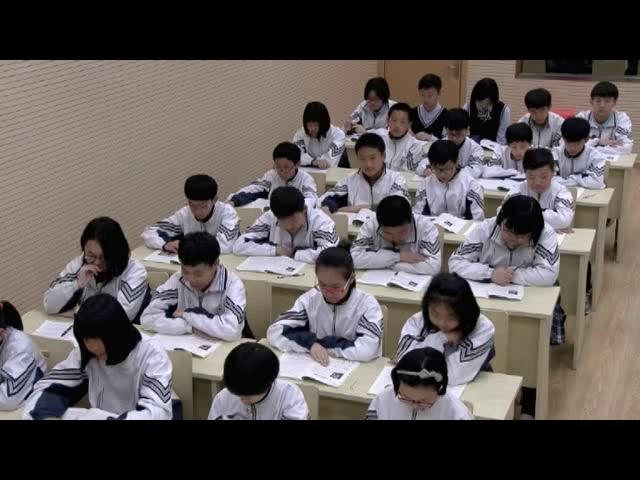 语文2011课标版七上《2从百草园到三味书屋》辽宁李老师-市一等奖