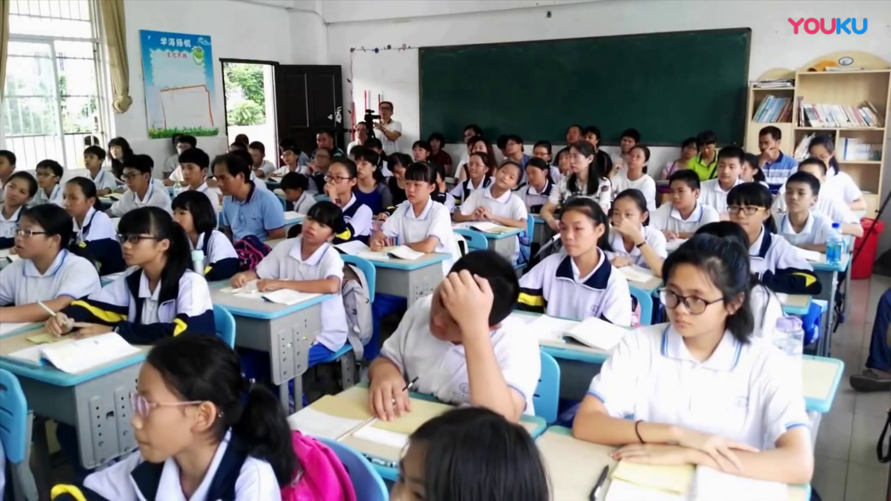 华东师大版数学七上《有理数乘法的运算律》海南冯老师-全国一等奖