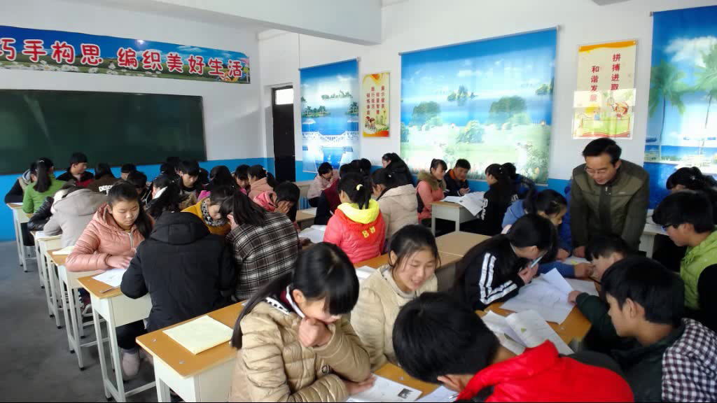 华东师大版数学九上《解直角三角形》河南朱老师-市一等奖