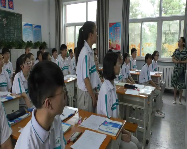 华东师大版数学九上《相似三角形的判定》宁夏王老师-全国一等奖