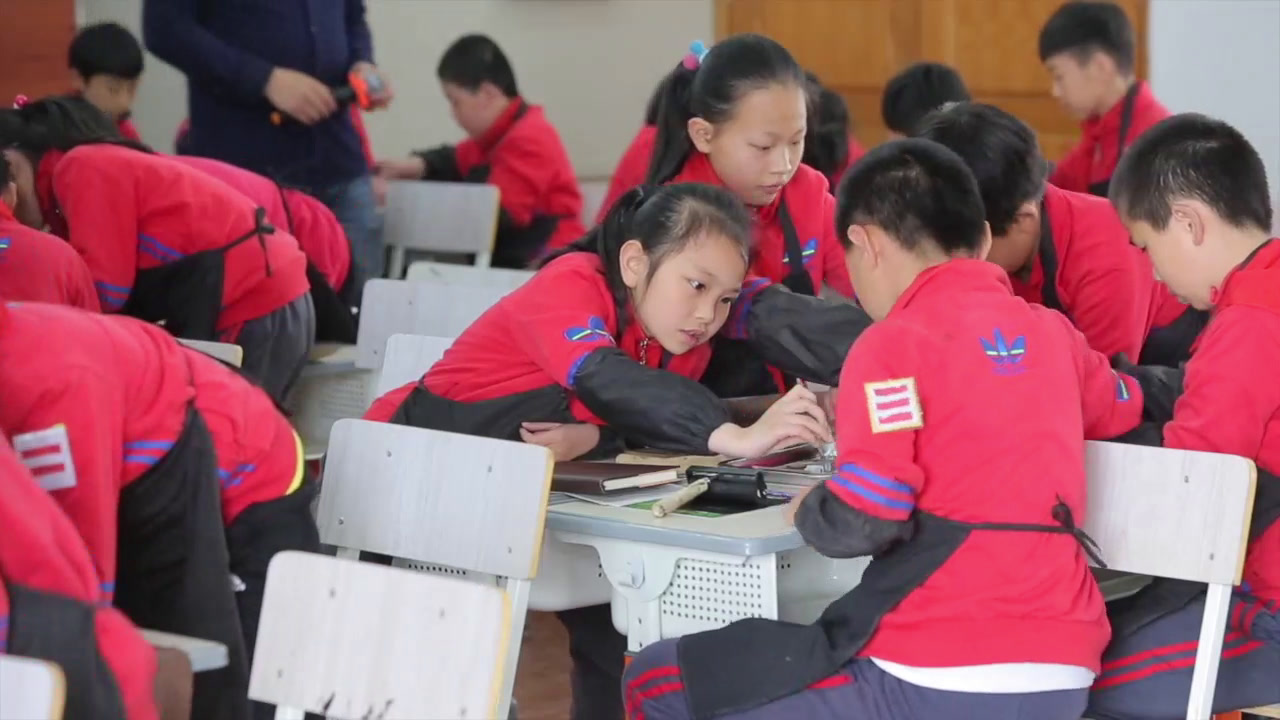 浙人美版美术三下《13活字印刷》浙江戚老师-全国一等奖