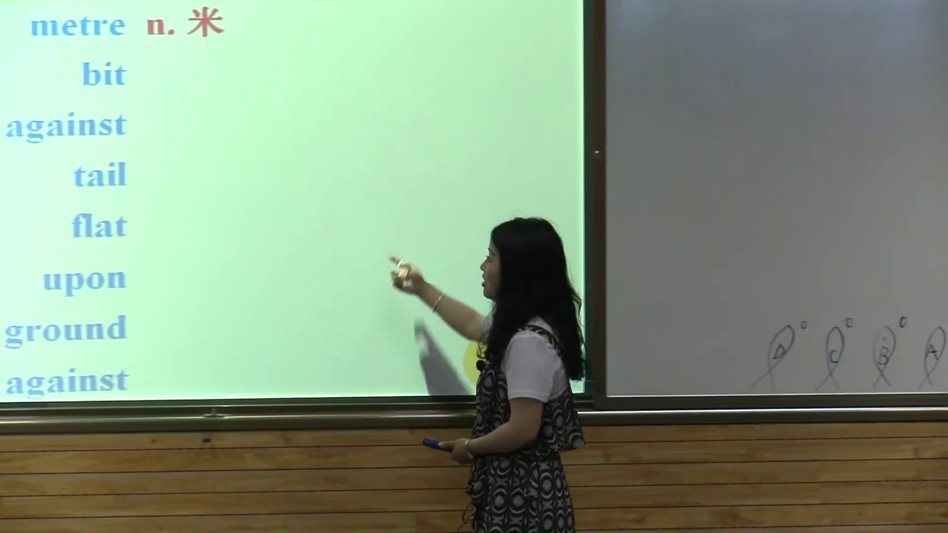 冀教版英语七上《Lesson15TallorShort》陕西韩老师-市一等奖