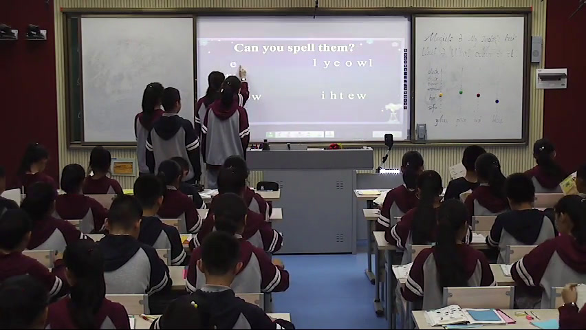 外研版英语七上《Unit3 What colour is it》宁夏虎老师-全国一等奖