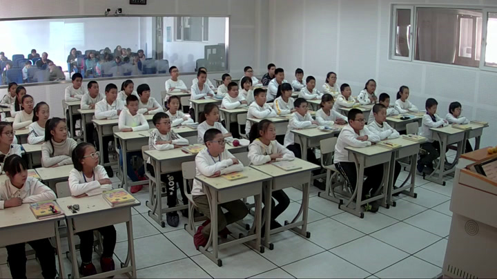 外研版英语七上《Unit1 There are thirty students in my class.》黑龙江马老师-全国一等奖