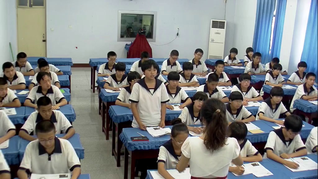 外研版英语八上《Unit2 It describes the changes in Chineses ociety.》河南李老师-省一等奖