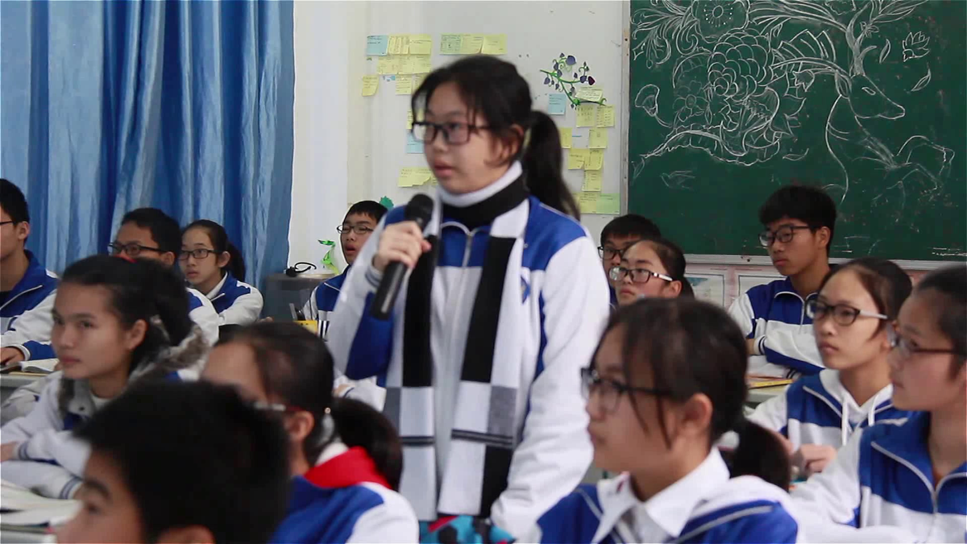 外研版英语八上《Unit1 What should we do before help arrives》广西韦老师-市一等奖