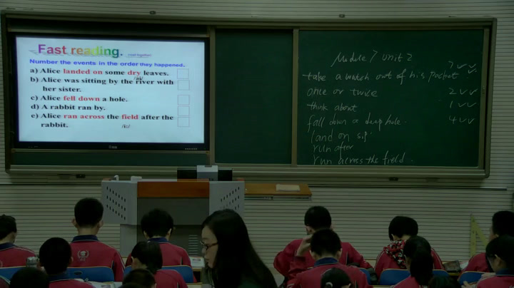 外研版英语八上《Unit2 She was thinking about her cat.》内蒙王老师-省一等奖