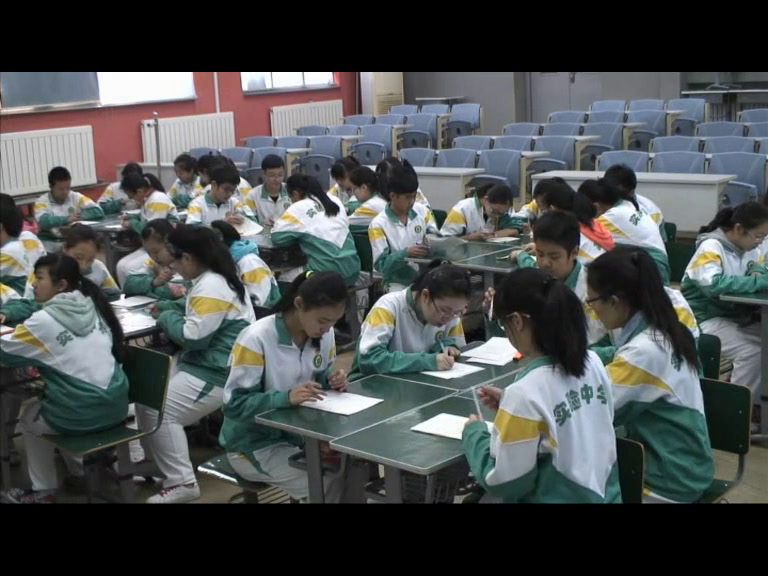 外研版英语八上《Unit2 This year we are training more carefully.》天津刘老师-省一等奖