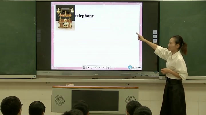 外研版英语九上《Unit1 Will computers be used more than books in the future.》广东何老师-市一等奖