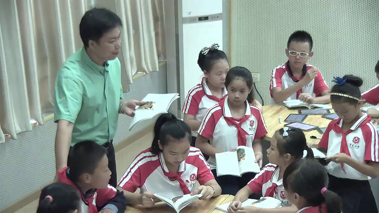 部编版语文六上《少年闰土》重庆市彭老师-全国一等奖