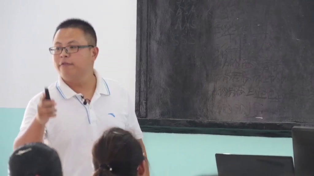 牛津译林版英语八上《Reading2：Schoollives》江苏严老师-县级优课